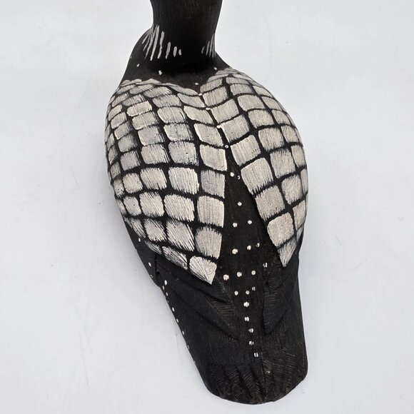Handcrafted Common Loon Wildlife Figure Detailing Jennings Decoys 7.5" Signed - Picture 8 of 11